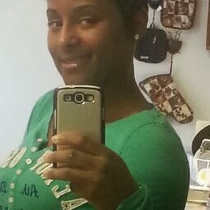 Meet your Posher, Tia